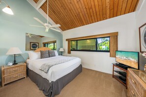 Kahana Village 33 first bedroom 1