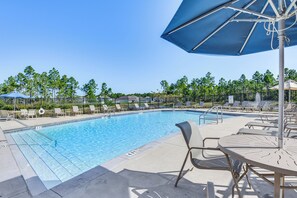 Walton's Landing | Community Pool | Single-Story Home