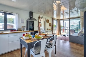 Coin repas intérieur