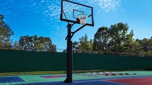Sportplatz