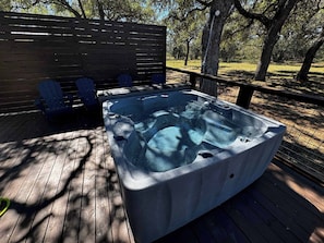 Bain à remous extérieur