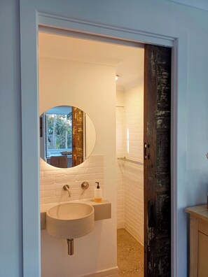 Ensuite bathroom