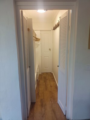 walk in wardrobe