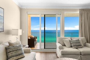 16-web-or-mls-5004-thomas-dr-607