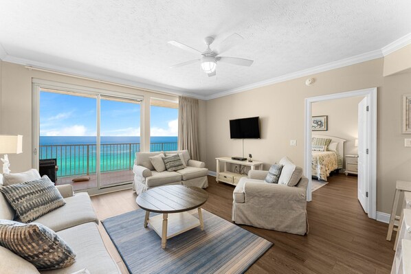 12-web-or-mls-5004-thomas-dr-607