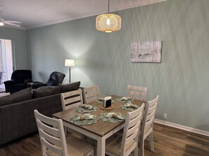 Dining Area 1
