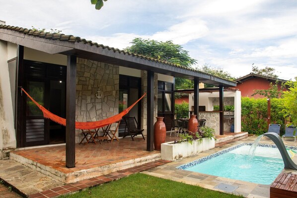 Swimming pool