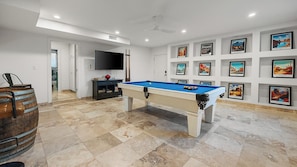 Spielezimmer