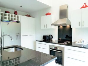 Modern kitchen with granite benchtops