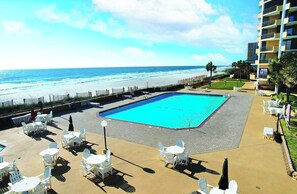 Myrtle Beach Oceanfront Pool