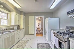 Main Kitchen #1