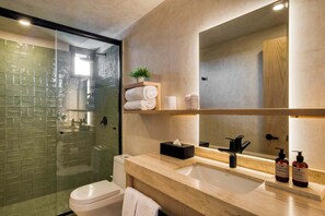 Full bathroom