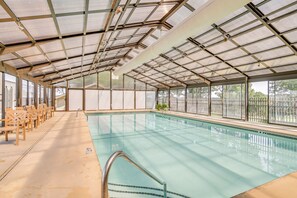 Pointe Royale Condominiums | Community Amenities | Indoor Pool