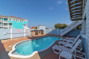 Private Pool