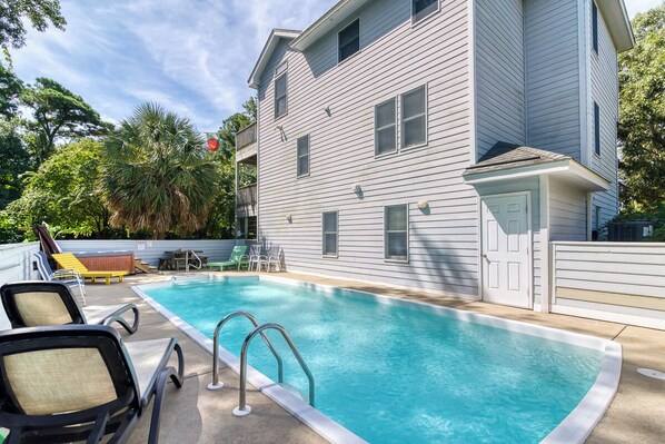 Private Pool