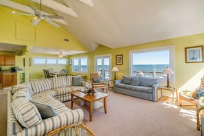 Top Level Living Area