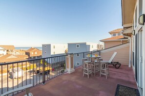 Private Balcony w/ Ocean Views