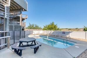 Private Pool
