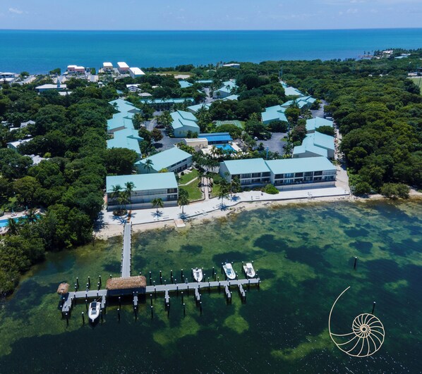 Executive Bay Club