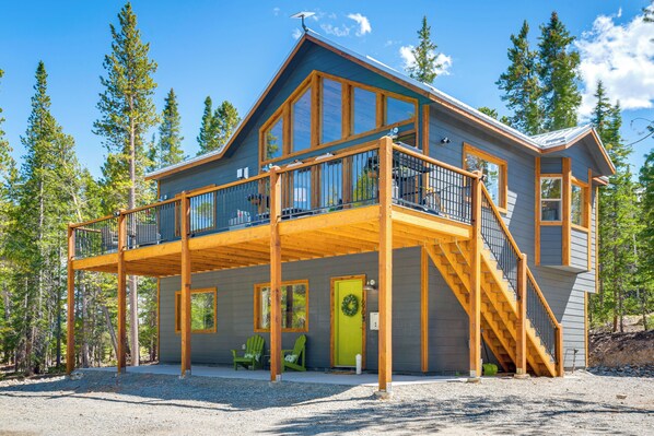Fairplay Vacation Rental | 3BR | 2BA | Stairs Required | 2,022 Sq Ft