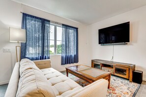 Living Room | 1st Floor | Central A/C & Heating | Free WiFi