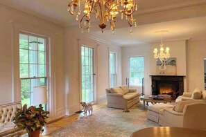 Floor to ceiling window in the living room