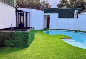Outside Pool w/ Jacuzzi