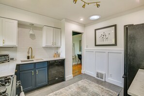 Kitchen | 2-Story Home | Central Air Conditioning & Heating