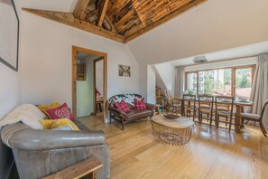Living and dining room