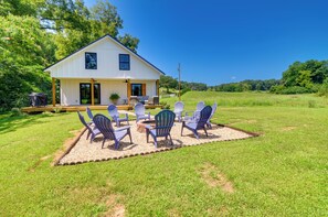 Exterior | Fire Pit
