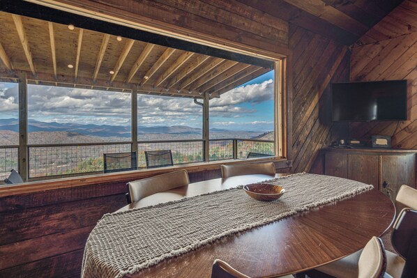 Penrose Vacation Rental | 2BR | 1BA | 820 Sq Ft | Step-Free Access