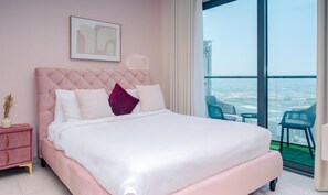 Dreamy comfort with crisp linens and a touch of elegance.