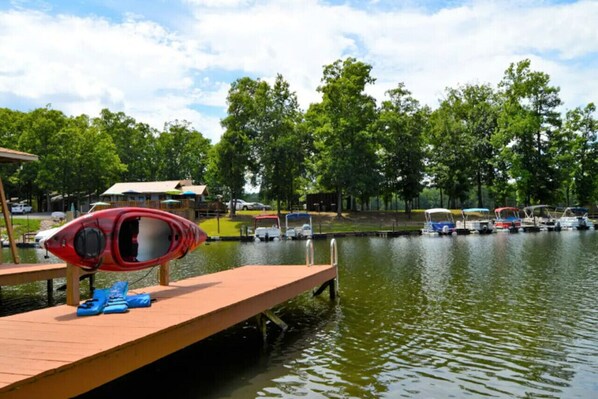 Complimentary Kayak Use