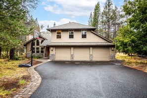 3 Alpine Lane