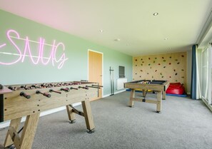 Spielezimmer