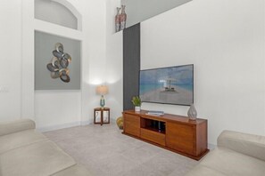 4072 Oak Tree Drive (4).jpg