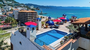 Rooftop Pool Area