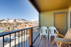 Sit out on your balcony or deck and breathe the fresh mountain air.