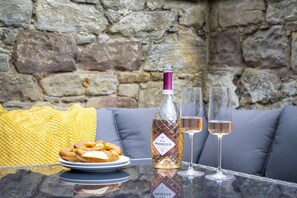 Private Outdoor Dining Area 