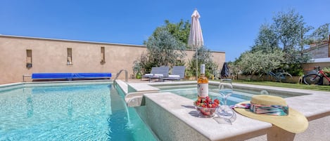 Private Pool