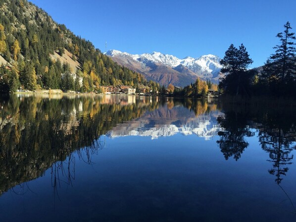 L'Eau, Ciel, Montagne, Plante, Ressources En Eau, Paysage Naturel, Bleu Azur, Environnement Naturel, Arbre, Montagnes