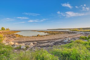 Prospect Harbor Point | Steps Away