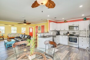 Kitchen & Dining Area | Single-Story House | In-Unit Laundry