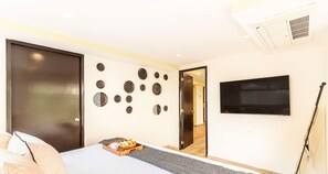 El mobiliario, la decoración y los servicios pueden variar ligeramente.