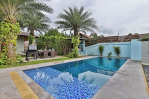 Eigener Pool