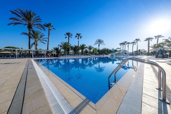 Schwimmbad des Ferienhauses