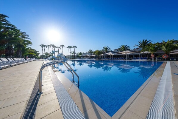 Piscine maison de vacances