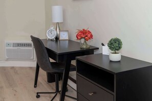 Remote-work friendly desk 