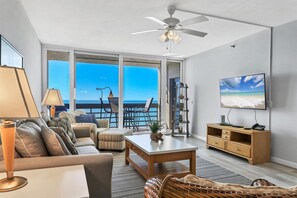 Beachplace 8-405 By FVC - Living Room with a View