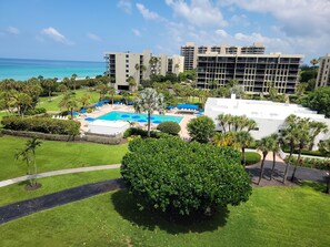 Beachplace 7-502 view